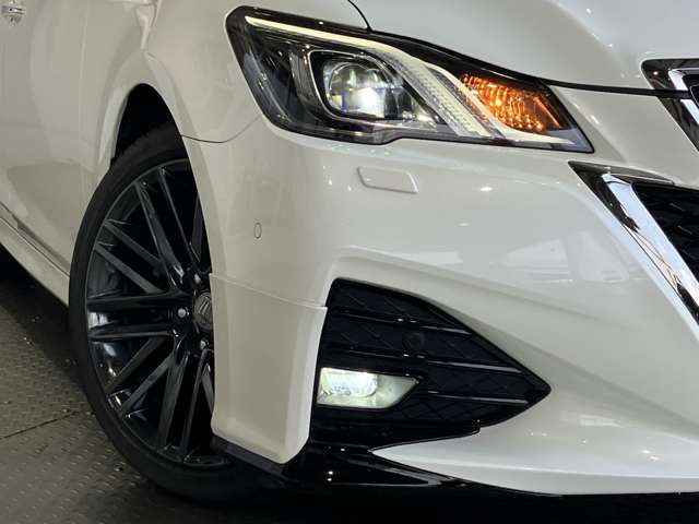 トヨタ クラウンアスリート ２．０ Ｇ－Ｔ H30年 (近畿) 99