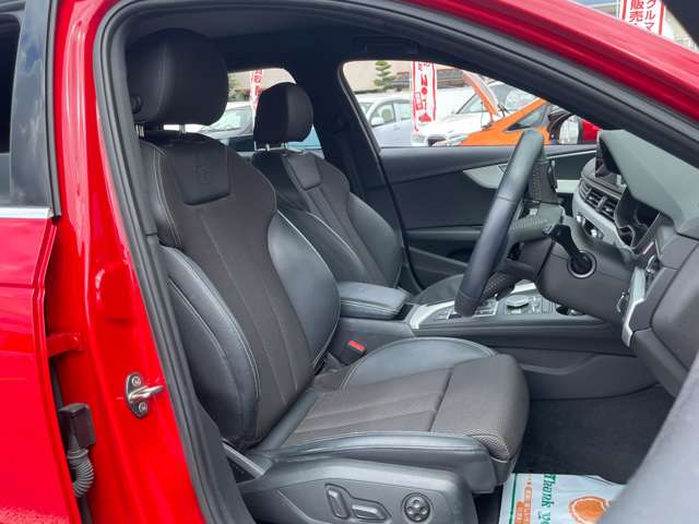 アウディ Ａ４　アバント ２．０ ＴＦＳＩ Ｓラインパッケージ H29年 (近畿) 99