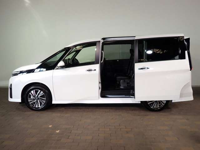 日産 セレナ １．４ Ｅ－ＰＯＷＥＲ ハイウェイスターＶ R6年 (近畿) 99