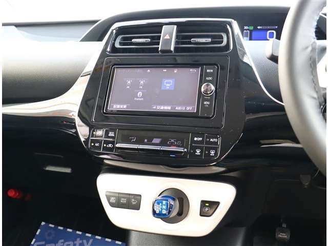 トヨタ プリウス １．８ Ｓ セーフティ プラス H29年 (関東) 99