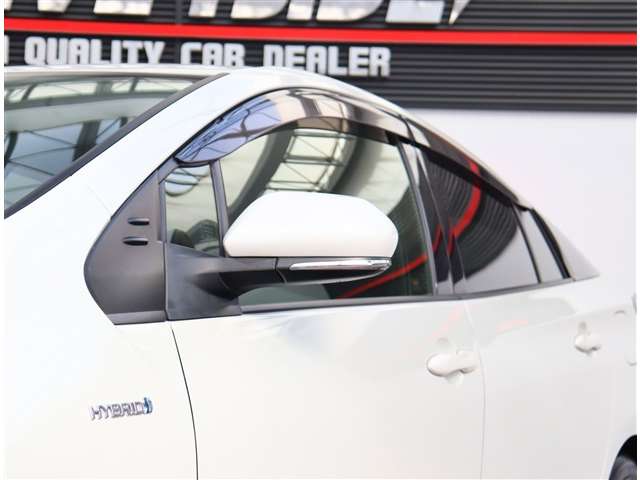 トヨタ プリウス １．８ Ｓ セーフティ プラス H29年 (関東) 99