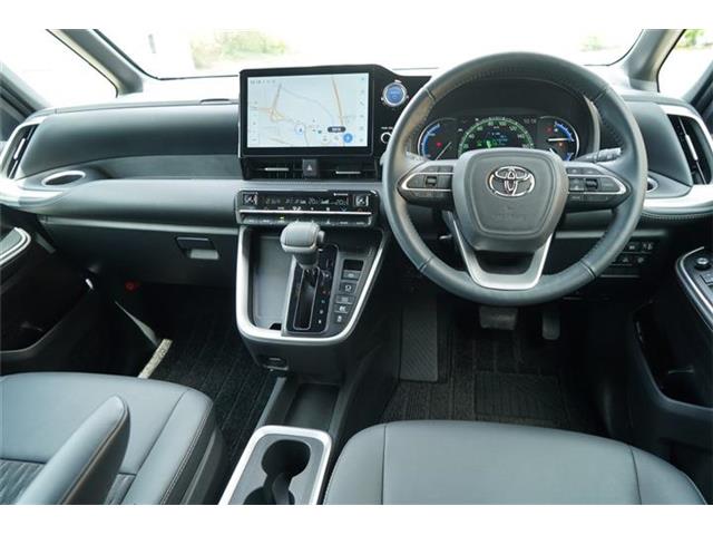 トヨタ ノア １．８ ハイブリッド Ｓ－Ｚ R5年 (中国) 99