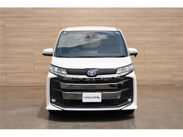 トヨタ ノア １．８ ハイブリッド Ｓ－Ｚ R5年 (中国) 99