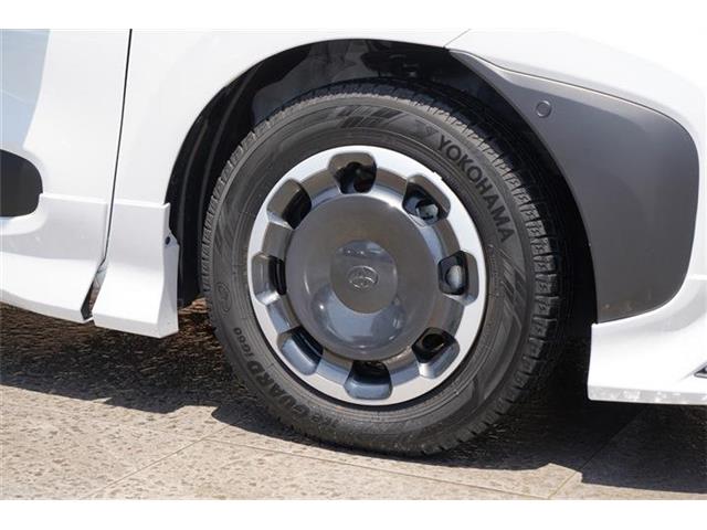トヨタ シエンタ　ハイブリッド ハイブリッド １．５ Ｚ R8年 (中国) 99