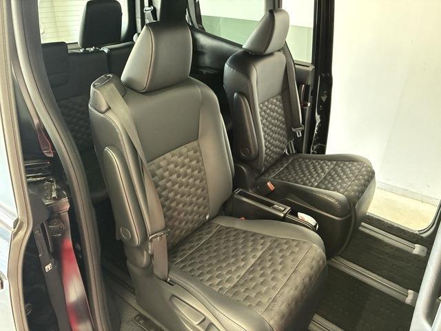 トヨタ ヴォクシー １．８ ハイブリッド Ｓ－Ｚ R5年 (中国) 99
