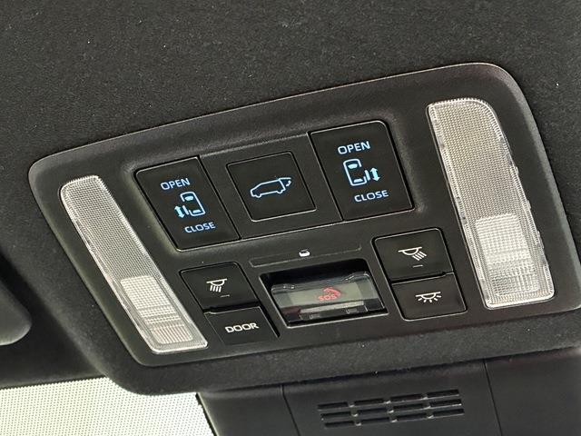 トヨタ ヴォクシー １．８ ハイブリッド Ｓ－Ｚ R5年 (中国) 99