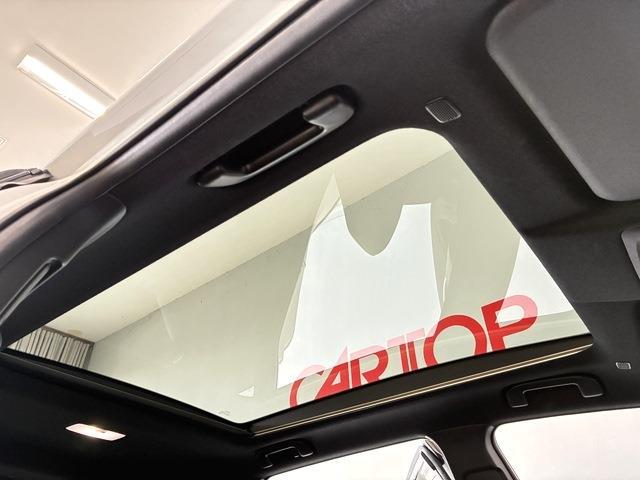 トヨタ カローラクロス　ハイブリッド １．８ ハイブリッド Ｚ Ｅ－ＦＯＵＲ ４ＷＤ R6年 (中国) 99