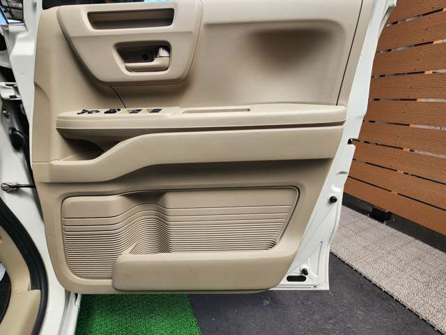 ホンダ Ｎ　ＢＯＸ ６６０ Ｇ R1年 (九州・沖縄) 99