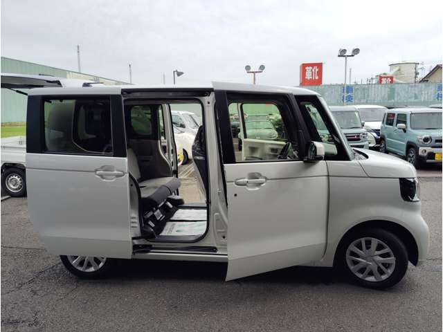 ホンダ Ｎ　ＢＯＸ ６６０ R7年 (東海) 99