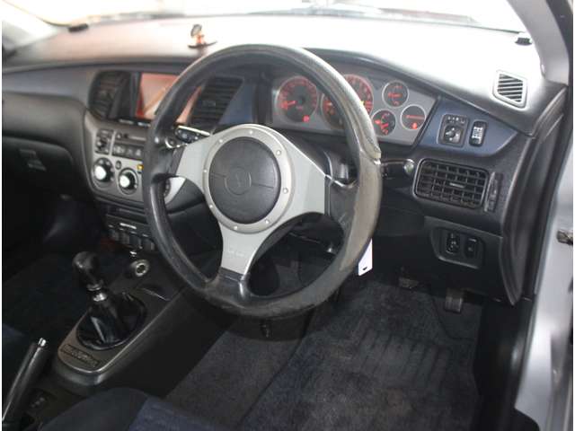 三菱 ランサー ２．０ ＧＳＲ ＶＩＩＩ ４ＷＤ H15年 (関東) 99