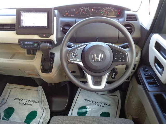 ホンダ Ｎ　ＢＯＸ カスタム ６６０ Ｇ ＥＸ ホンダセンシング R1年 (関東) 99
