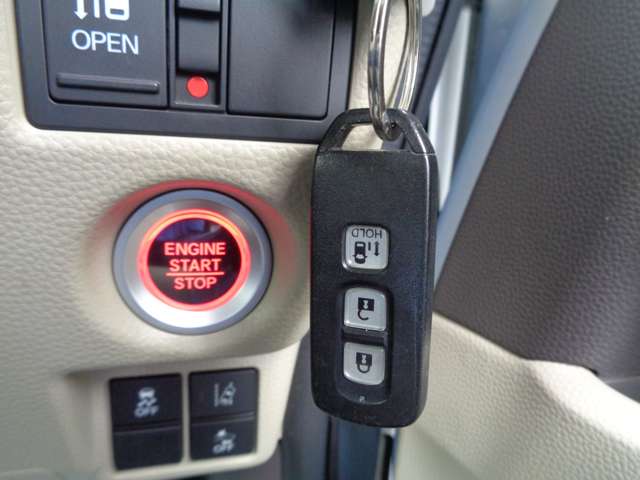 ホンダ Ｎ　ＢＯＸ カスタム ６６０ Ｇ ＥＸ ホンダセンシング R1年 (関東) 99