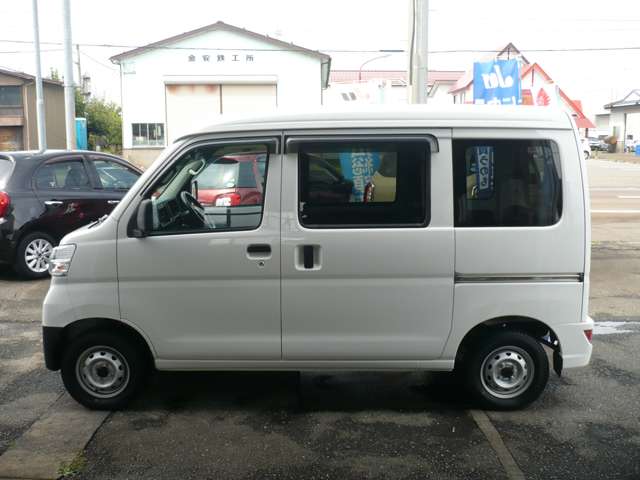 ダイハツ ハイゼットカーゴ ６６０ デラックス ＳＡＩＩＩ ハイルーフ ４ＷＤ R3年 () 99