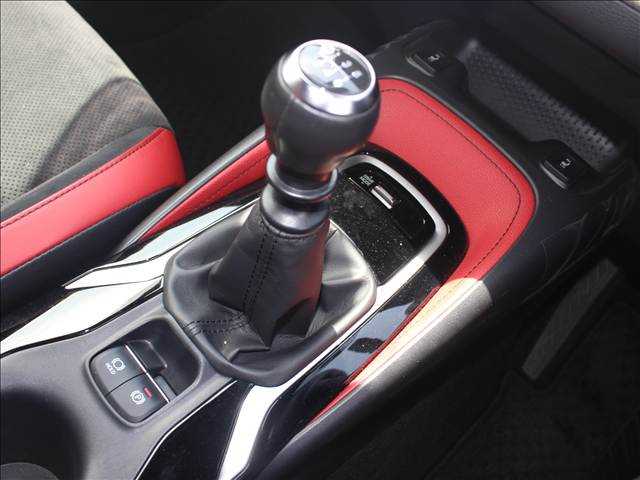 トヨタ カローラスポーツ １．２ Ｇ Ｚ H30年 (関東) 99