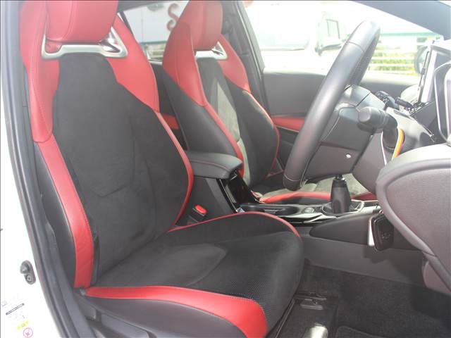 トヨタ カローラスポーツ １．２ Ｇ Ｚ H30年 (関東) 99