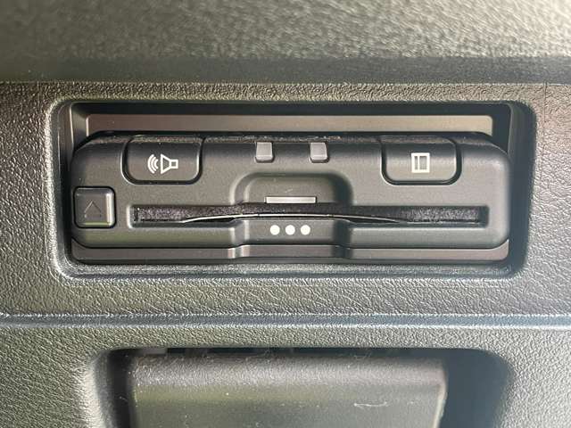 日産 ノート １．２ ＡＵＴＥＣＨ R3年 (近畿) 99