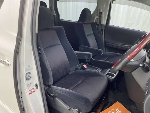 トヨタ ヴェルファイア ２．４Ｚ H22年 (近畿) 99
