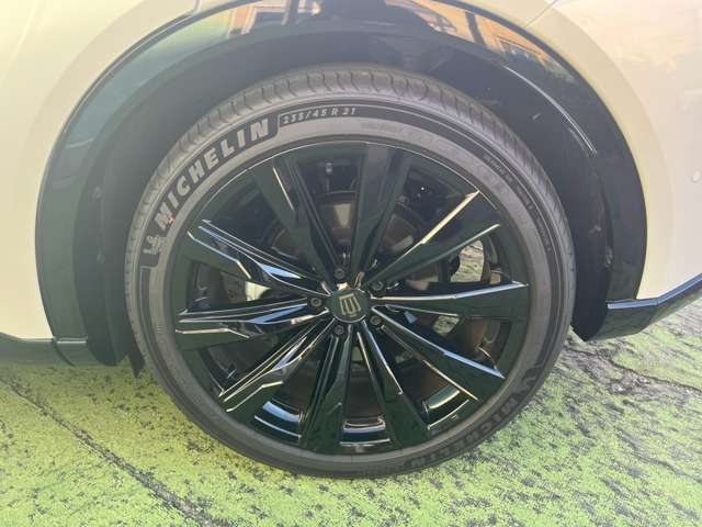トヨタ クラウン　スポーツ　ハイブリッド ２．５ Ｚ Ｅ－ＦＯＵＲ ４ＷＤ R7年 (近畿) 99