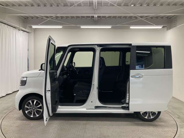 ホンダ Ｎ　ＢＯＸ カスタム ６６０ R7年 (近畿) 99