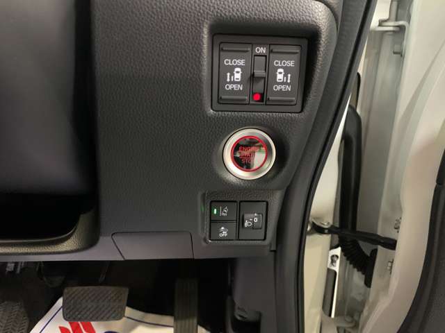 ホンダ Ｎ　ＢＯＸ カスタム ６６０ Ｌ R3年 (近畿) 99