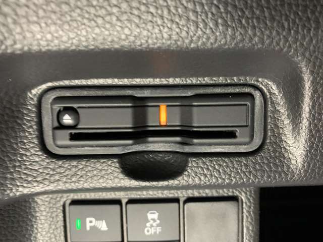 ホンダ Ｎ　ＢＯＸ カスタム ６６０ Ｌ R3年 (近畿) 99