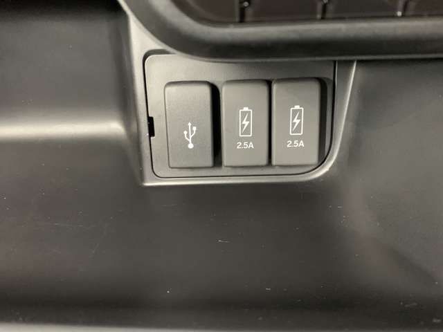 ホンダ Ｎ　ＢＯＸ カスタム ６６０ Ｌ R3年 (近畿) 99