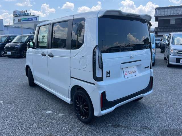 ホンダ Ｎ　ＢＯＸ カスタム ６６０ ブラック スタイル R8年 (近畿) 99