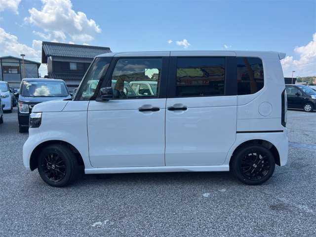 ホンダ Ｎ　ＢＯＸ カスタム ６６０ ブラック スタイル R8年 (近畿) 99