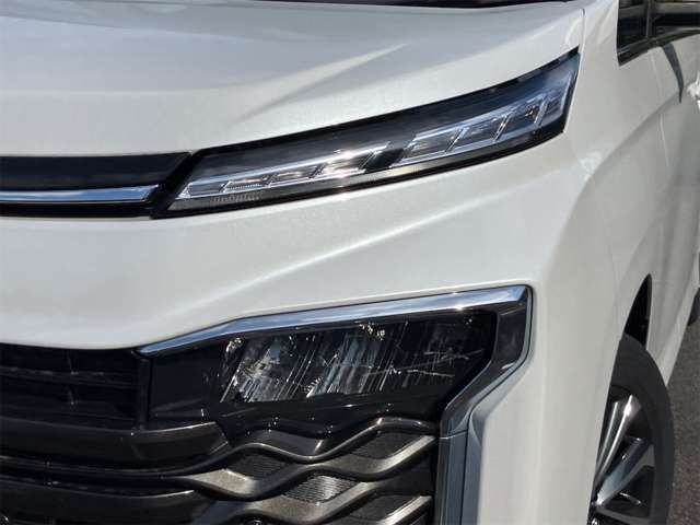 トヨタ ヴォクシー ２．０ Ｓ－Ｚ R8年 (東海) 99