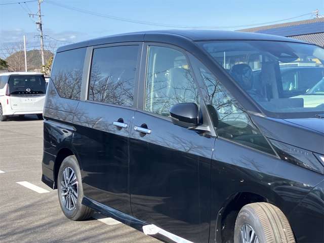 日産 セレナ ２．０ ハイウェイスターＶ R8年 (東海) 99