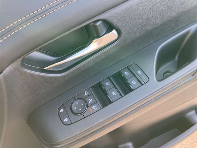 日産 セレナ ２．０ ハイウェイスターＶ R8年 (東海) 99