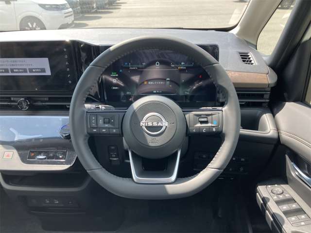 日産 セレナ １．４ Ｅ－ＰＯＷＥＲ ハイウェイスターＶ R8年 (東海) 99