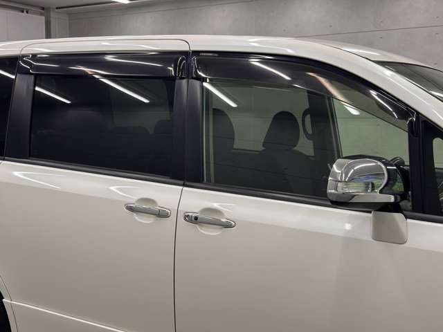 トヨタ ヴォクシー ２．０ ＺＳ 煌 H22年 () 99