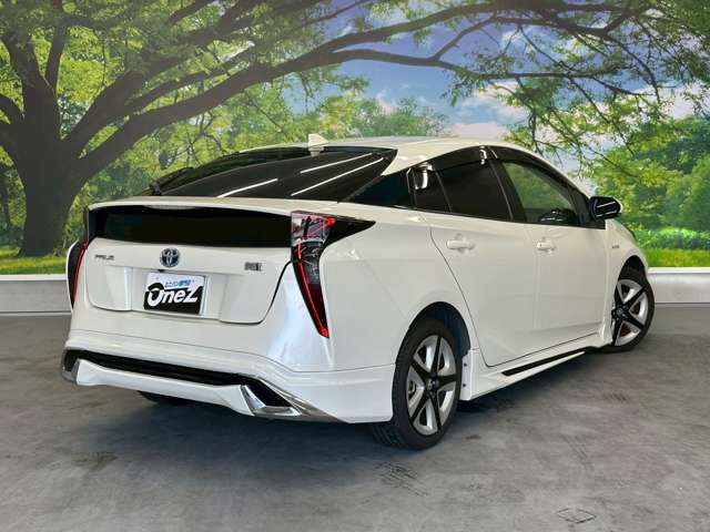 トヨタ プリウス １．８ Ｓ ツーリングセレクション H27年 (近畿) 99
