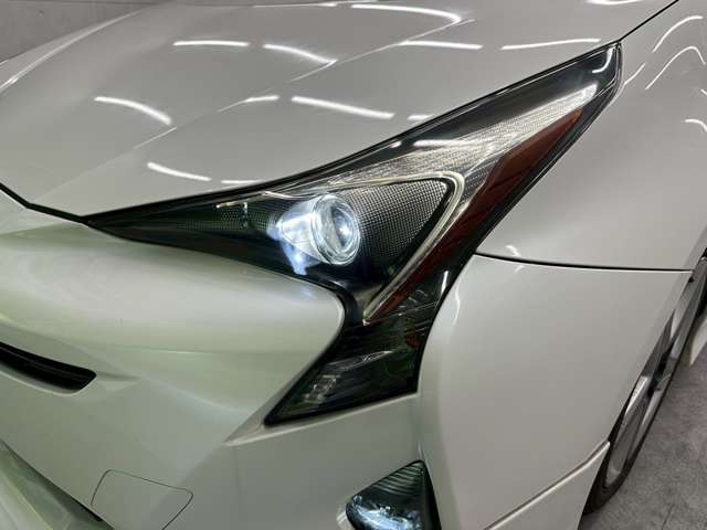 トヨタ プリウス １．８ Ｓ ツーリングセレクション H27年 (近畿) 99