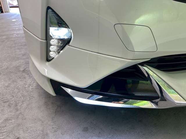 トヨタ プリウス １．８ Ｓ ツーリングセレクション H27年 (近畿) 99