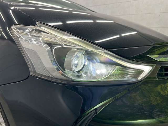 トヨタ プリウスΑ １．８ Ｇ ツーリングセレクション H28年 (近畿) 99