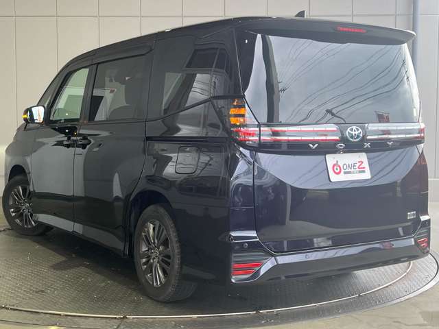 トヨタ ヴォクシー １．８ ハイブリッド Ｓ－Ｇ R4年 (近畿) 99