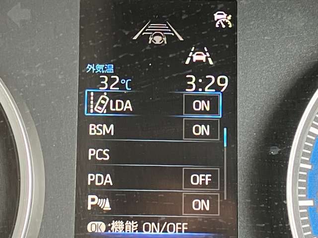 トヨタ ヴォクシー １．８ ハイブリッド Ｓ－Ｇ R4年 (近畿) 99