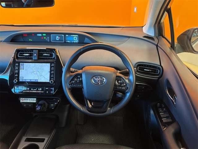トヨタ プリウス １．８ Ｓ R3年 () 99