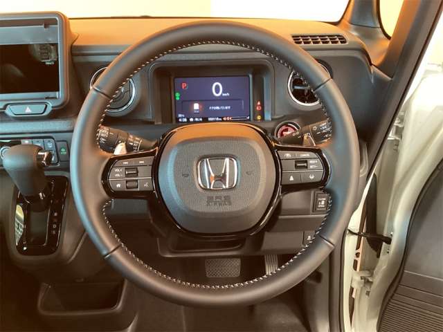 ホンダ Ｎ　ＢＯＸ カスタム ６６０ ターボ コーディネートスタイル ２トーン R8年 () 99