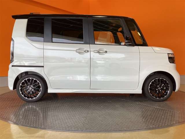 ホンダ Ｎ　ＢＯＸ カスタム ６６０ ターボ コーディネートスタイル ２トーン R8年 () 99