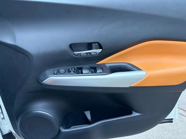 日産 キックス １．２ Ｘ ツートーン インテリアエディション （Ｅ－ＰＯＷＥＲ） R4年 (近畿) 99