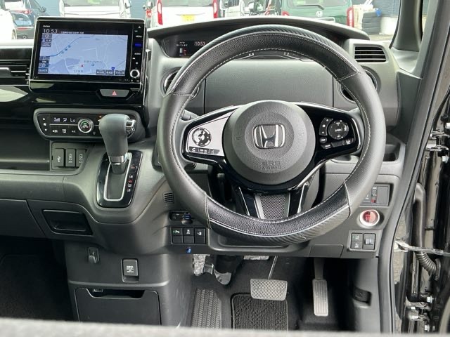 ホンダ Ｎ　ＢＯＸ カスタム ６６０ Ｌ R4年 (近畿) 99