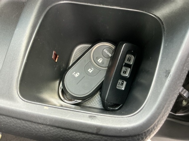 ホンダ Ｎ　ＢＯＸ カスタム ６６０ Ｌ R4年 (近畿) 99