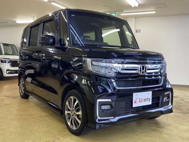 ホンダ Ｎ　ＢＯＸ カスタム ６６０ Ｌ R4年 (四国) 99