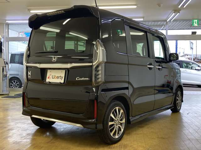 ホンダ Ｎ　ＢＯＸ カスタム ６６０ Ｌ R4年 (四国) 99