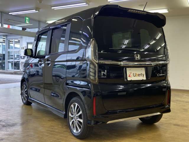 ホンダ Ｎ　ＢＯＸ カスタム ６６０ Ｌ R4年 (四国) 99
