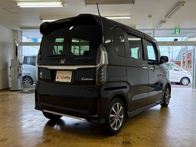 ホンダ Ｎ　ＢＯＸ カスタム ６６０ Ｌ R3年 (四国) 99