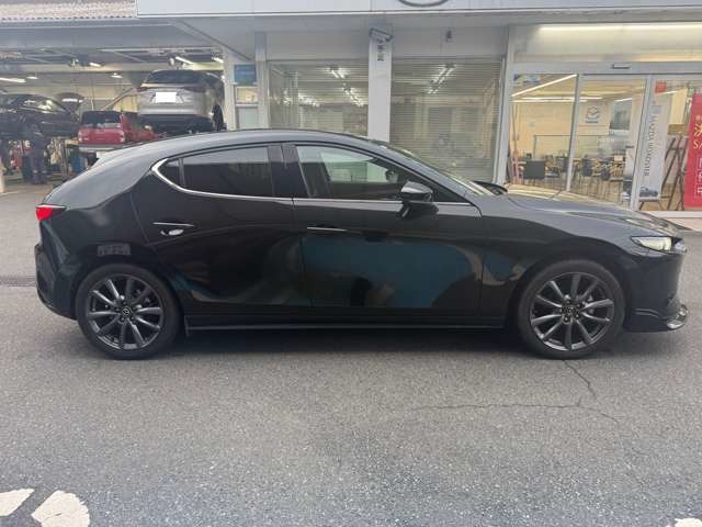 マツダ ＭＡＺＤＡ３　ファストバック ２．０ ２０Ｓ バーガンディ セレクション R4年 (関東) 99